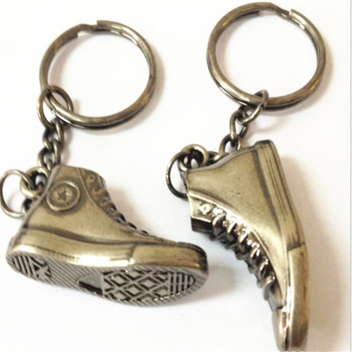Custom antique metal 3D shoe keychain